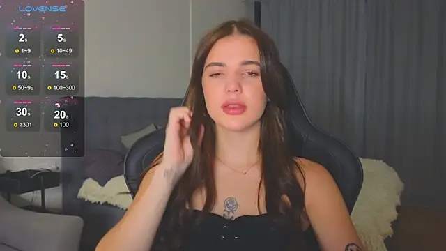 adrianawow1 online show from October 3, 1:09 am