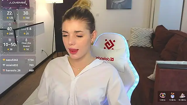 adrianawow1 online show from March 19, 12:26 am