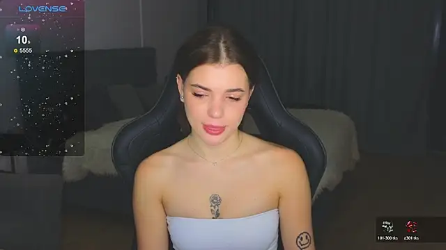 Snapshot of adrianawow1 chatting on November 23, 1:59 am adrianawow1 online show from November 23, 1:59 am