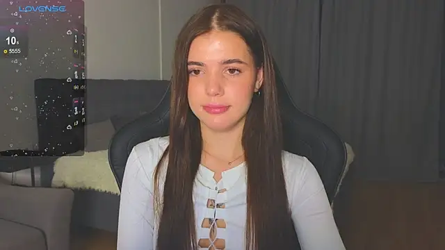 adrianawow1 online show from September 18, 9:18 pm