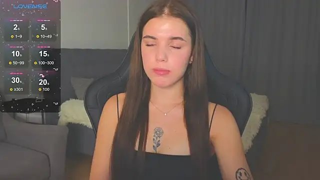 adrianawow1 online show from September 17, 9:39 pm