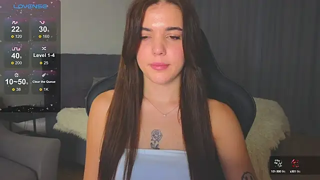 adrianawow1 online show from October 4, 12:12 am