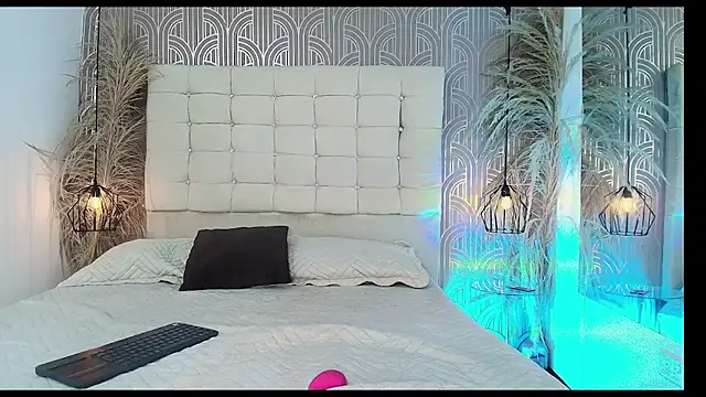 LeylaRangel online show from November 9, 3:54 am