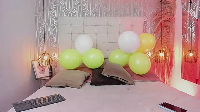 LeylaRangel online show from March 17, 3:57 am