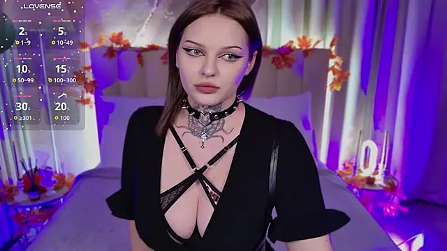 SherriMartinez online show from October 15, 6:05 pm