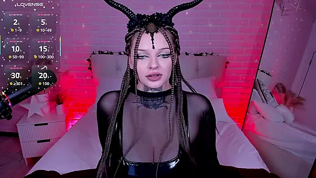 SherriMartinez online show from October 6, 3:35 pm