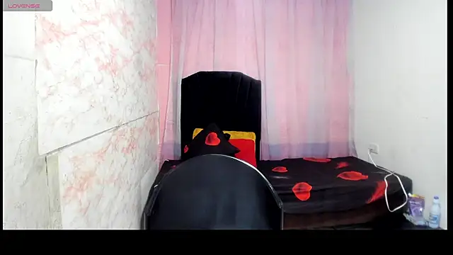 Snapshot of Brunette_sasha chatting on May 8, 11:58 am Brunette sasha online show from May 8, 11:58 am