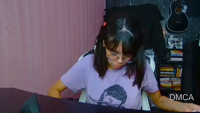 Snapshot of Drea_Foox chatting on September 29, 2:29 am Drea Foox online show from September 29, 2:29 am