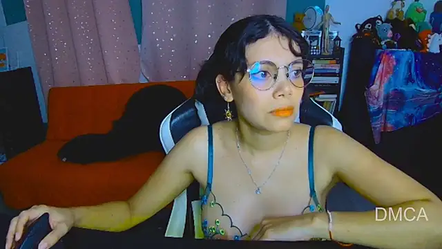 Drea Foox online show from February 13, 4:01 am