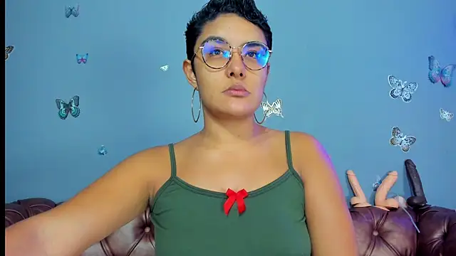 Kaira mosse online show from November 15, 11:47 am