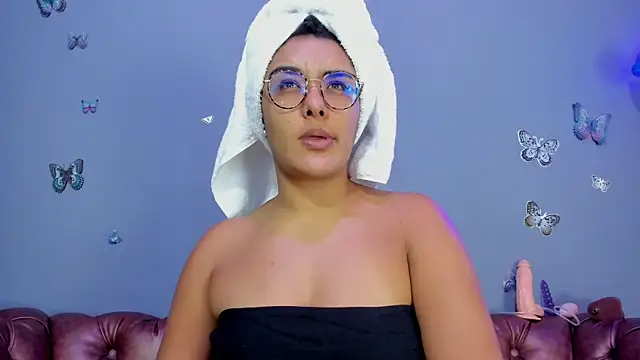 Kaira mosse online show from November 29, 11:32 am