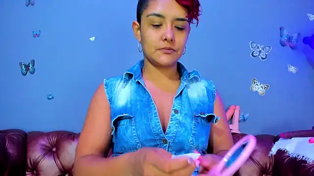 Kaira mosse online show from June 3, 11:44 am