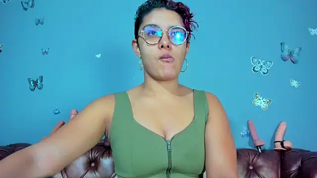 Snapshot of Kaira_mosse chatting on July 12, 11:44 am Kaira mosse online show from July 12, 11:44 am