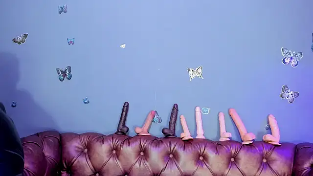 Kaira mosse online show from October 29, 12:15 pm