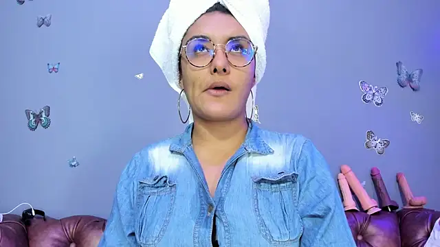 Kaira mosse online show from October 18, 11:56 am