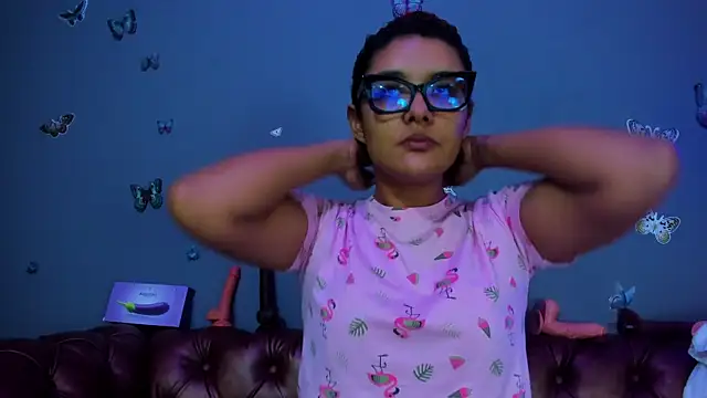 Kaira mosse online show from May 15, 11:52 am
