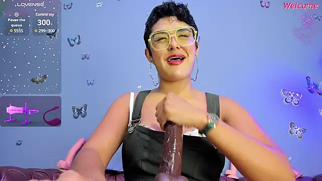 Kaira mosse online show from March 22, 11:11 am