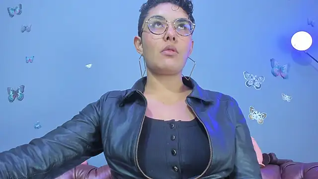 Kaira mosse online show from January 13, 11:47 am