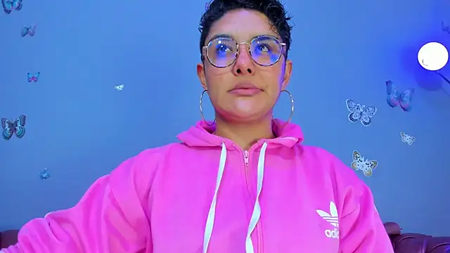 Kaira mosse online show from January 18, 11:57 am