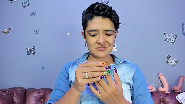 Kaira mosse online show from November 20, 11:44 am