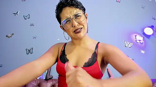 Kaira mosse online show from March 16, 2:55 pm