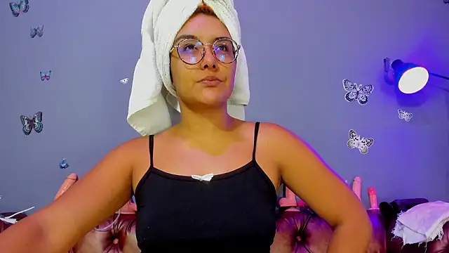 Kaira mosse online show from March 8, 11:57 am