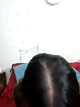 Somee77 online show from December 4, 5:49 pm