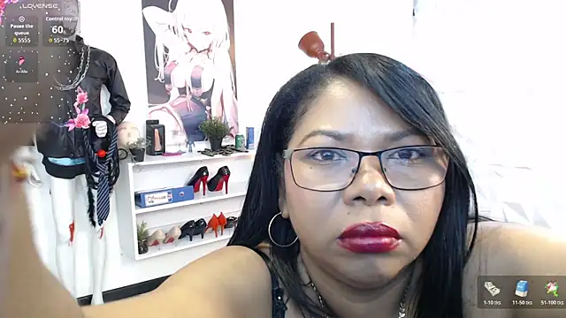 Snapshot of Keilathompson chatting on November 21, 10:25 am Keilathompson online show from November 21, 10:25 am