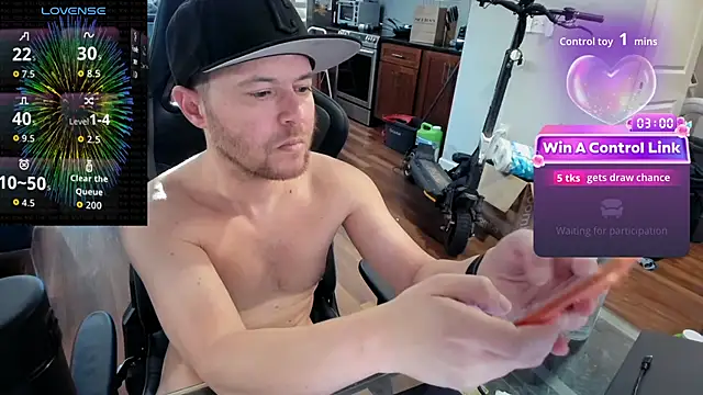 Snapshot of aaron_s_x chatting on June 7, 11:54 pm aaron s x online show from June 7, 11:54 pm