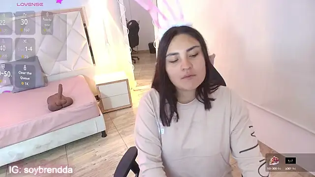 Brendda tay online show from September 21, 3:22 am