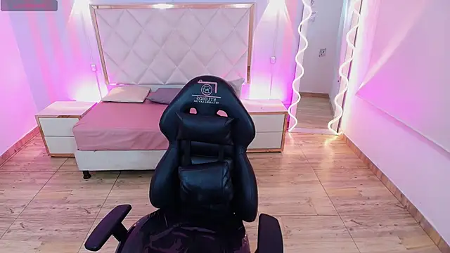 Brendda tay online show from November 28, 2:56 am