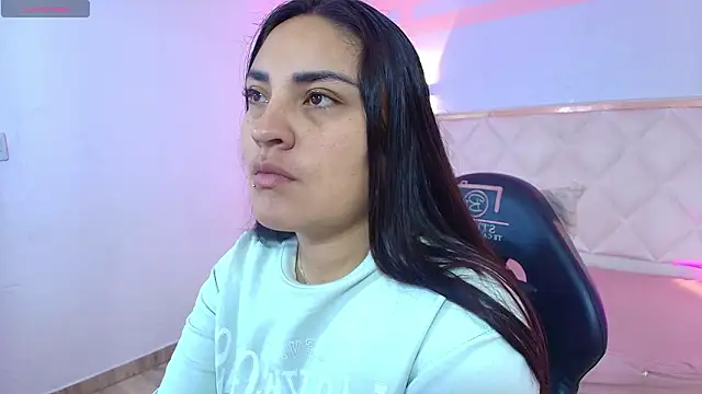 Brendda tay online show from March 19, 3:17 am