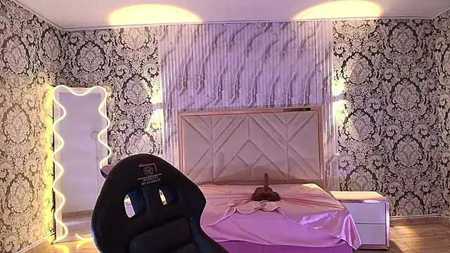 Brendda tay online show from November 20, 9:32 am