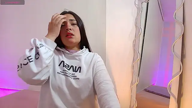 Brendda tay online show from March 14, 3:26 am