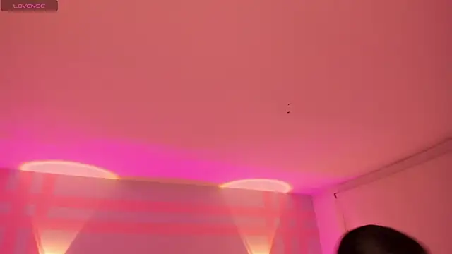 Brendda tay online show from April 4, 11:06 am