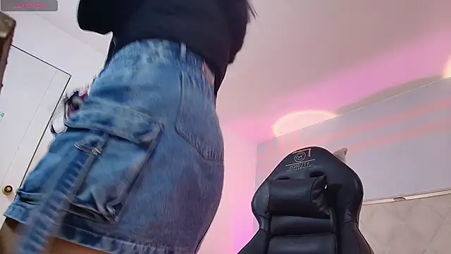 Brendda tay online show from March 6, 3:23 am