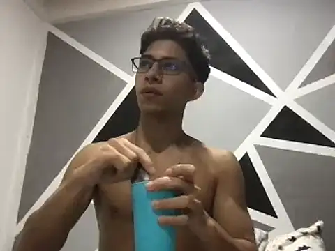 ferchitibellako online show from June 12, 5:38 am
