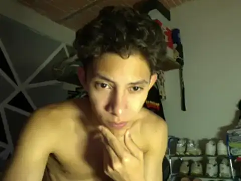 ferchitibellako online show from November 5, 4:15 am