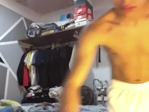 ferchitibellako online show from December 14, 12:01 am