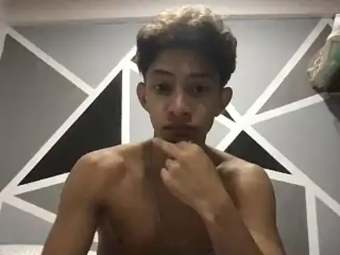 ferchitibellako online show from July 5, 3:44 am