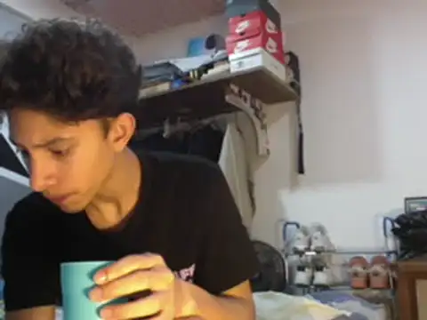 ferchitibellako online show from December 14, 3:17 am