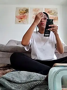 AnneteLynch online show from March 24, 9:48 pm