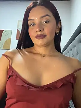 Snapshot of Melanyprada chatting on November 22, 4:55 am Melanyprada online show from November 22, 4:55 am