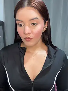 Melanyprada online show from March 20, 4:02 am