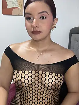 Snapshot of Melanyprada chatting on May 15, 5:16 am Melanyprada online show from May 15, 5:16 am