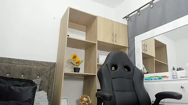 karsonmorris online show from October 23, 6:50 pm