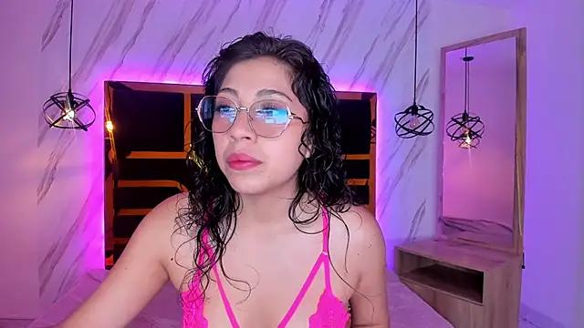 Snapshot of tammy_cute01 chatting on February 25, 6:55 pm tammy cute01 online show from February 25, 6:55 pm