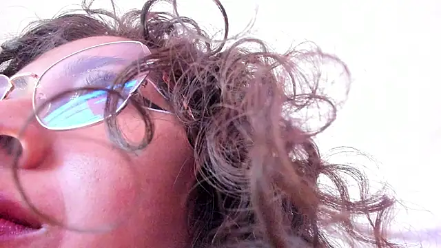 Snapshot of tammy_cute01 chatting on February 22, 7:25 pm tammy cute01 online show from February 22, 7:25 pm