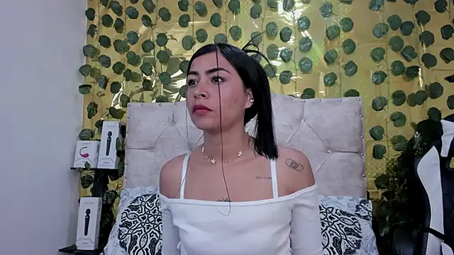Snapshot of cristalconnorr chatting on December 26, 5:19 pm cristalconnorr online show from December 26, 5:19 pm