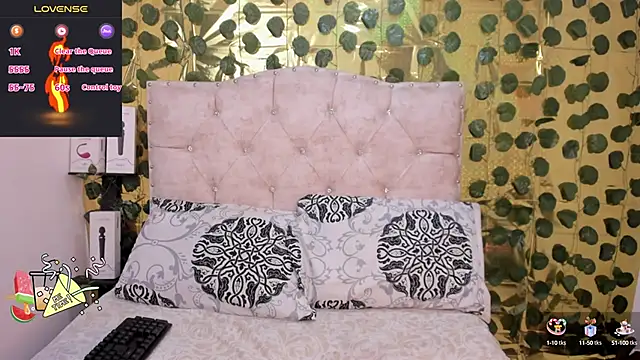 Snapshot of cristalconnorr chatting on January 23, 3:11 pm cristalconnorr online show from January 23, 3:11 pm